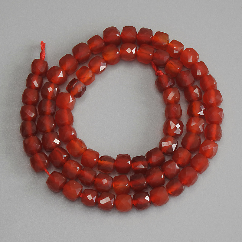 Carnelian Beads faceted cube 5x5mm+- on thread, length 37cm+