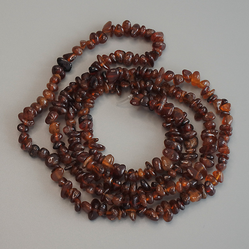 Garnet Hessonite Chip Beads, 7-9×4 mm, 80 cm long on cord