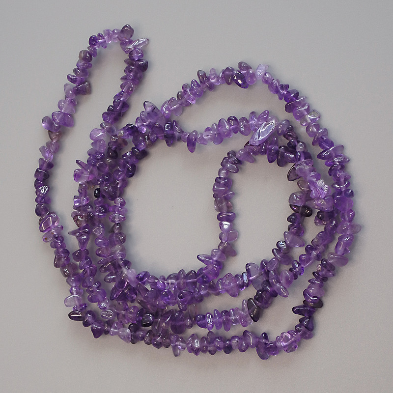 Amethyst Beads Chip, diameter 7-9×3mm ±, length 78cm ± on a thread