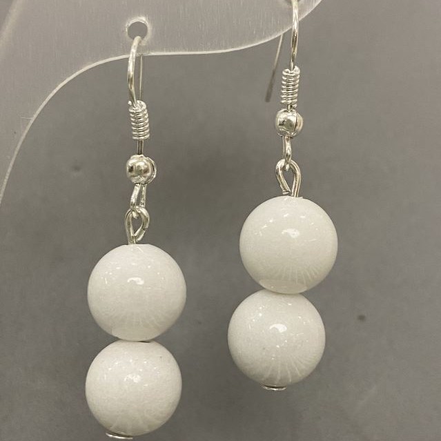White Agate Earrings, smooth bead, diameter 10mm±, length 40mm±