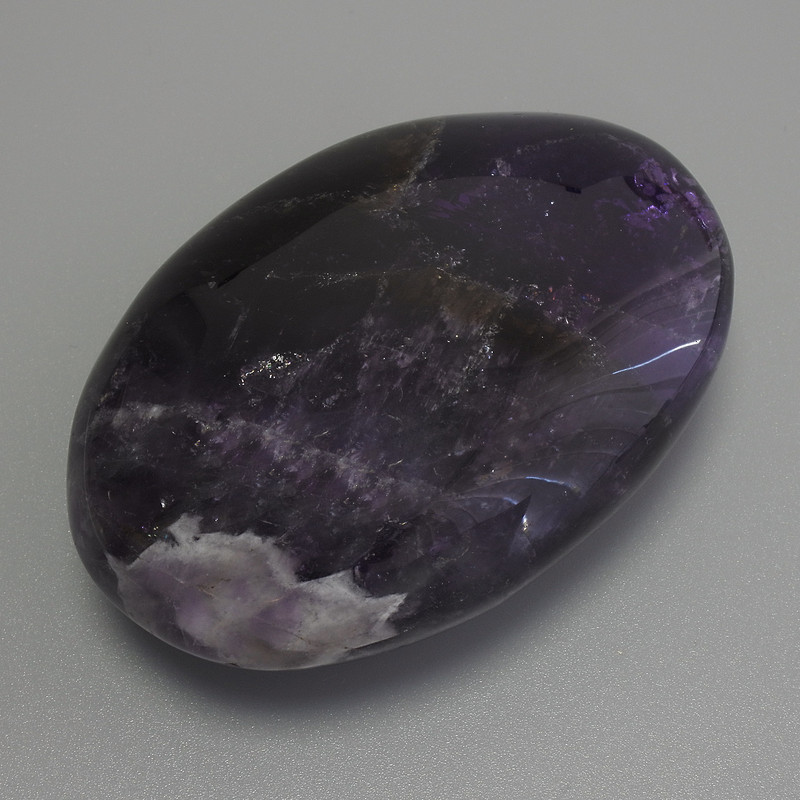 Natural Amethyst Stone Ornament Oval 60×40×20 mm +