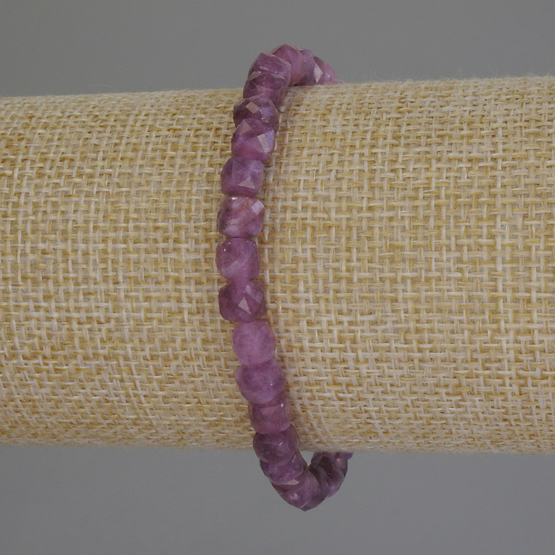 Tourmaline Beaded Cube-Style Bracelet, 5mm +/- Cube Diameter, 18cm Length (Stretch)