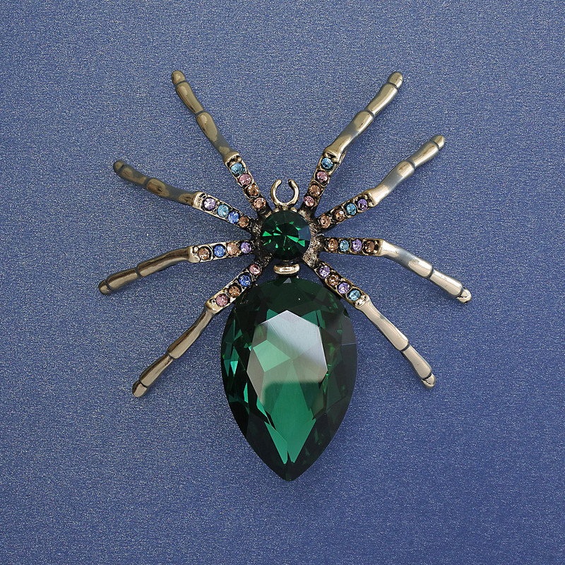 Brooch Spider with green crystal multicolor rhinestones 65mm+- gold-tone metal