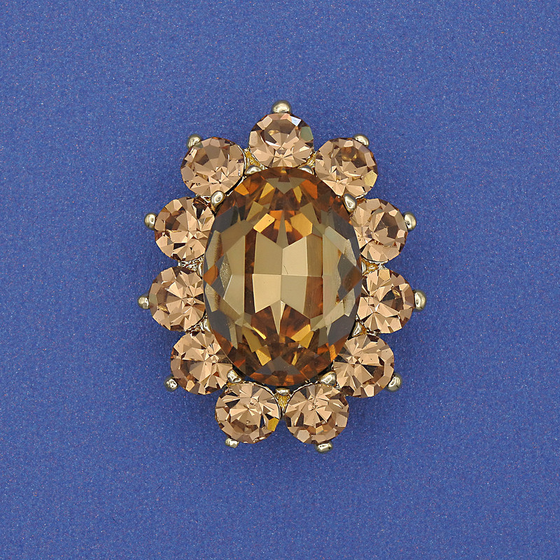 Brooch Accent crystals and rhinestones champagne color with golden metal 30x24mm+