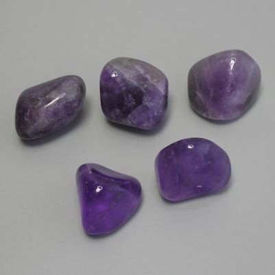 Natural Amethyst Stone Assorted Size 22-37×20-22 mm ± price per 100 g packaged 100 g (per 100 g ±)