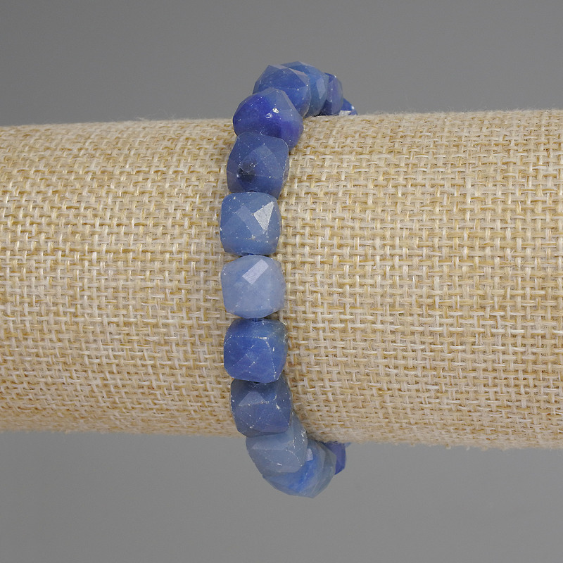 Blue Aventurine Bead Bracelet with Faceted Cubes, 9mm diameter, 18cm length, stretch