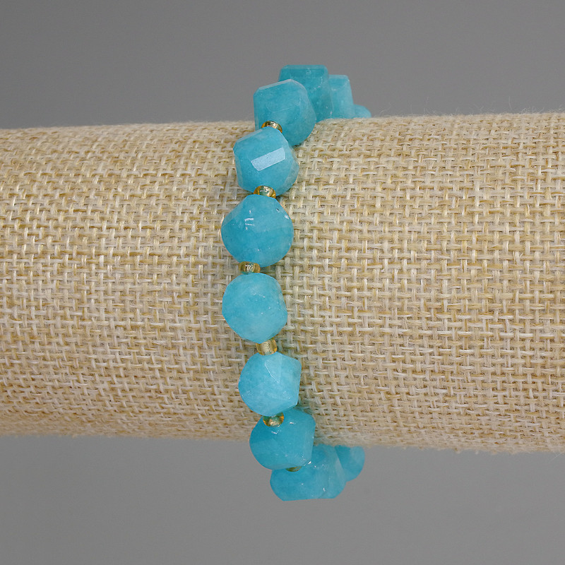 Aquamarine Beaded Diamond-Shaped Bracelet, 9×8 mm facets ± 3 mm beads, 18 cm ± length