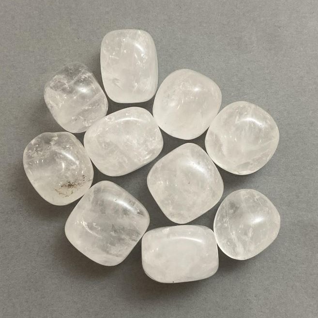 Souvenir Natural Stone Rock Crystal Tumbled Stones ~ sizes 21-24×20-22×18 mm (+-) packaged 100 g (price per 100 g)