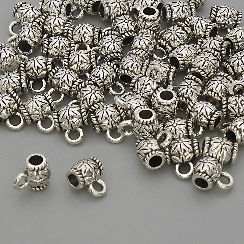 Bail Findings Color of Metal: Silver, size 6x5x7, 5 mm± holes, diameter 2.5 mm±, diameter 1.8 mm±, packaging 20 g (~58 pcs)