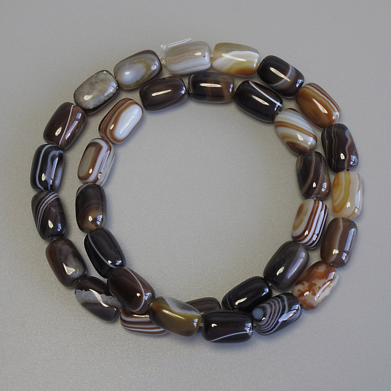 Agate Barilo Beads, 12x8mm, on thread, length 39cm+