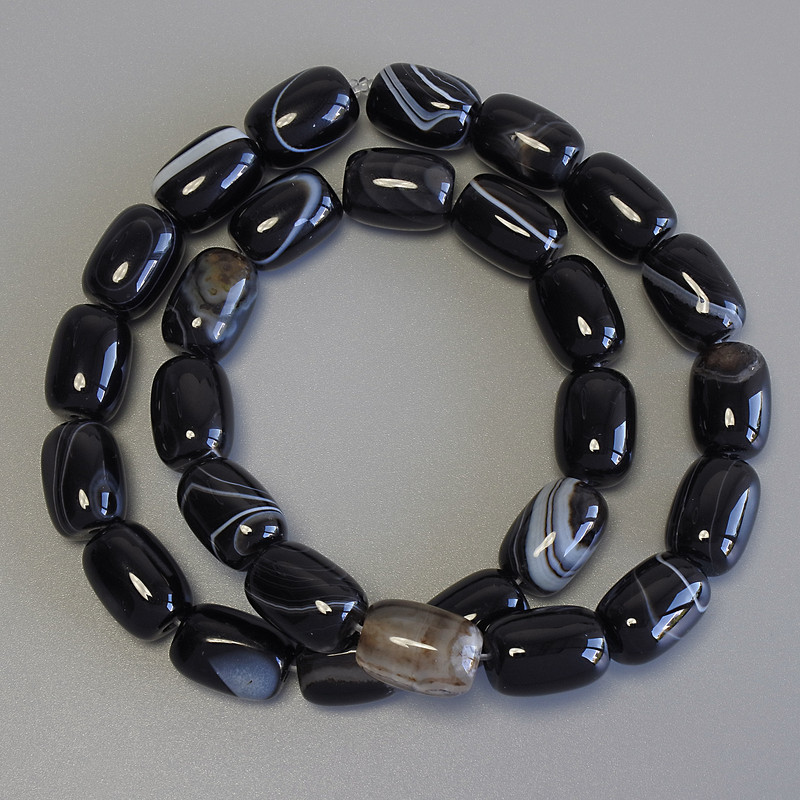 Agate Barilo Beads, diameter 14x10 mm ± on thread, length 38 cm+