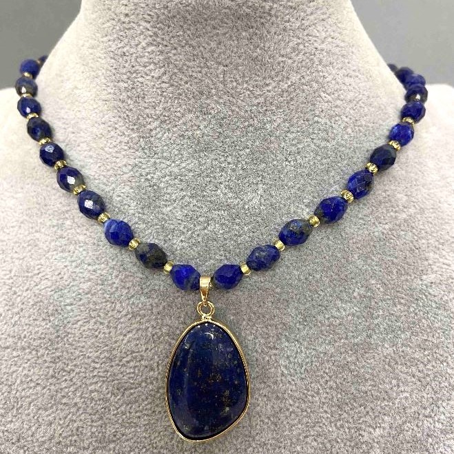 Choker Lapis Lazuli Faceted Bead 8x6mm + Seed Bead 3mm, length 41cm + extender chain 5cm, pendant Lapis Lazuli 35x20mm