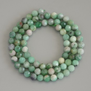 Emerald Beads faceted round 5mm on thread, length 39in
