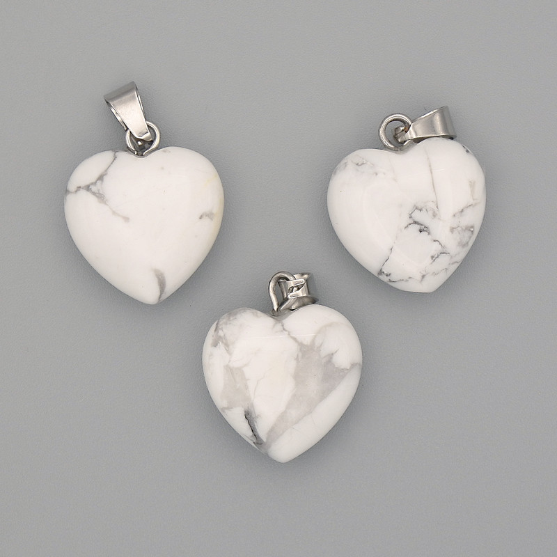 Heart Pendant with Howlite 15×15×23mm+