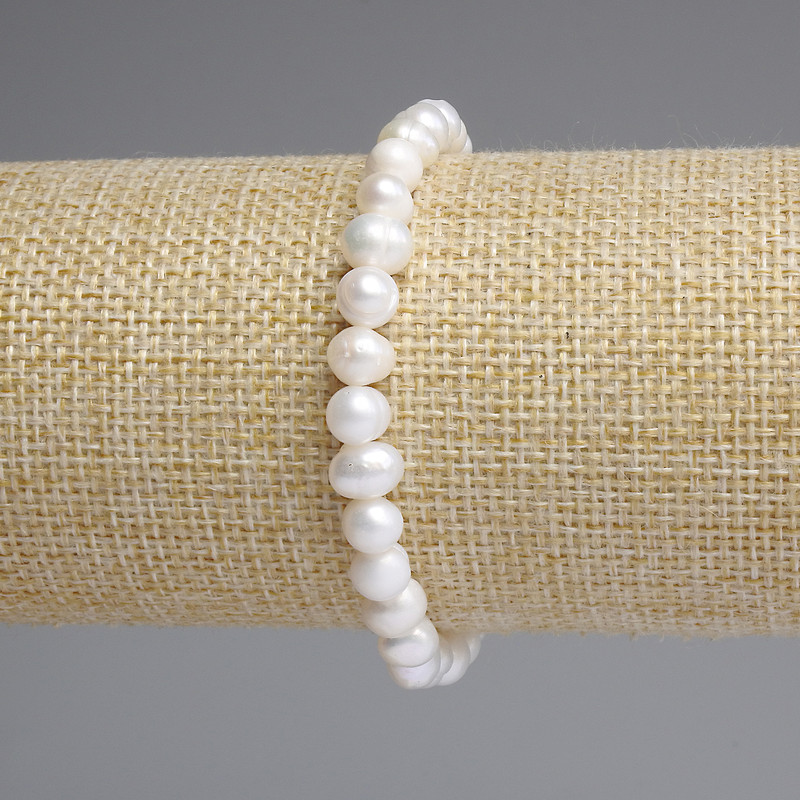 Bracelet Freshwater Pearls 6–7x6–6mm +- , length 18cm +- stretch