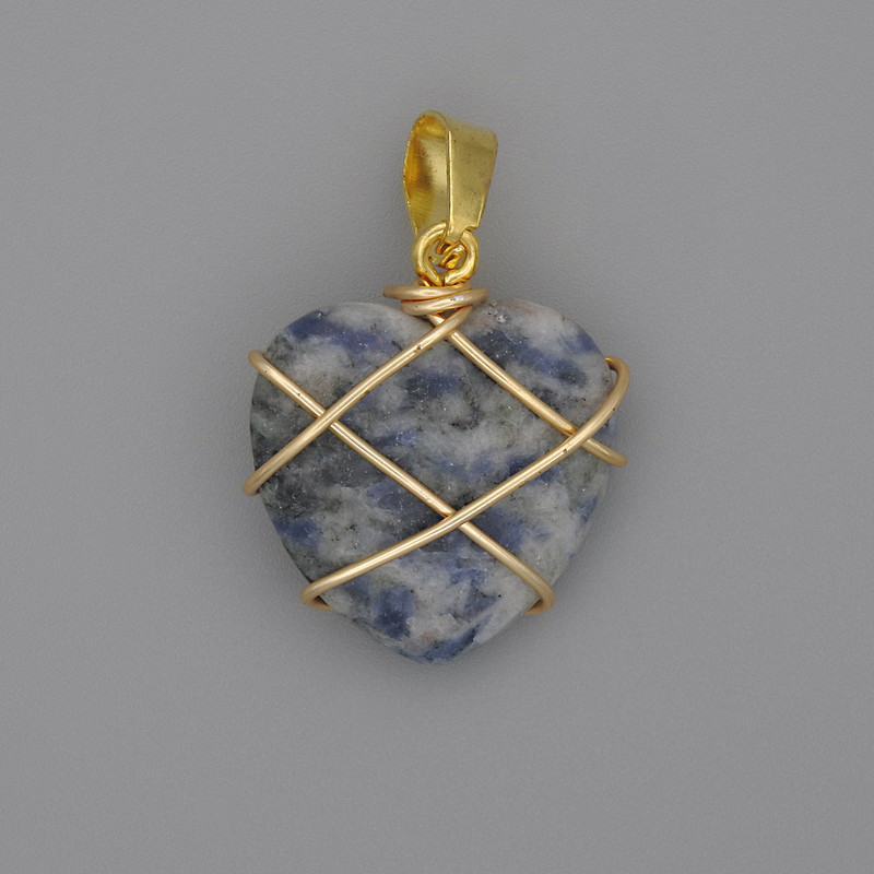 Heart Pendant in Sodalite Wire-Wrapped 21x21mm+-, diameter 30mm+-