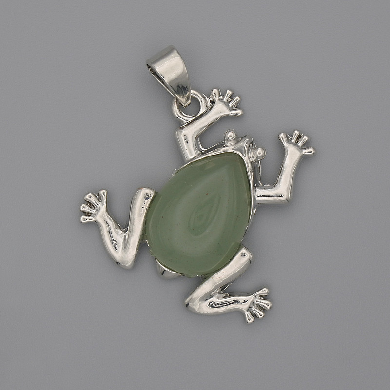 Frog Pendant Jadeite 29x28mm±, length 37mm±