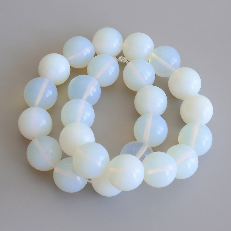 Moonstone Beads Smooth Ball 15.5 mm on Thread, Length 38 cm+