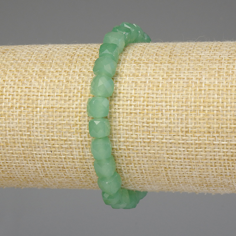 Jade Bead Bracelet, faceted cube 7×7mm, length 18 cm, stretch
