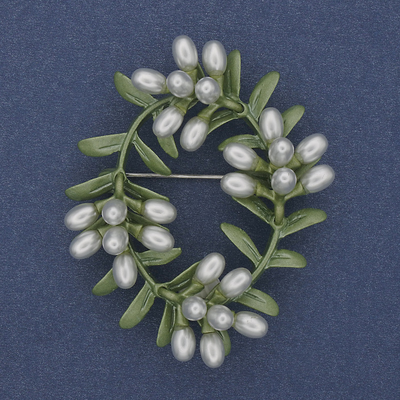 Brooch Crown of Pearls (single) enamel silver metal 47×57mm+