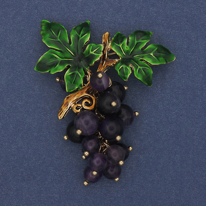 Brooch Grapevine Cluster Amethyst with Golden Metal 45x60mm+