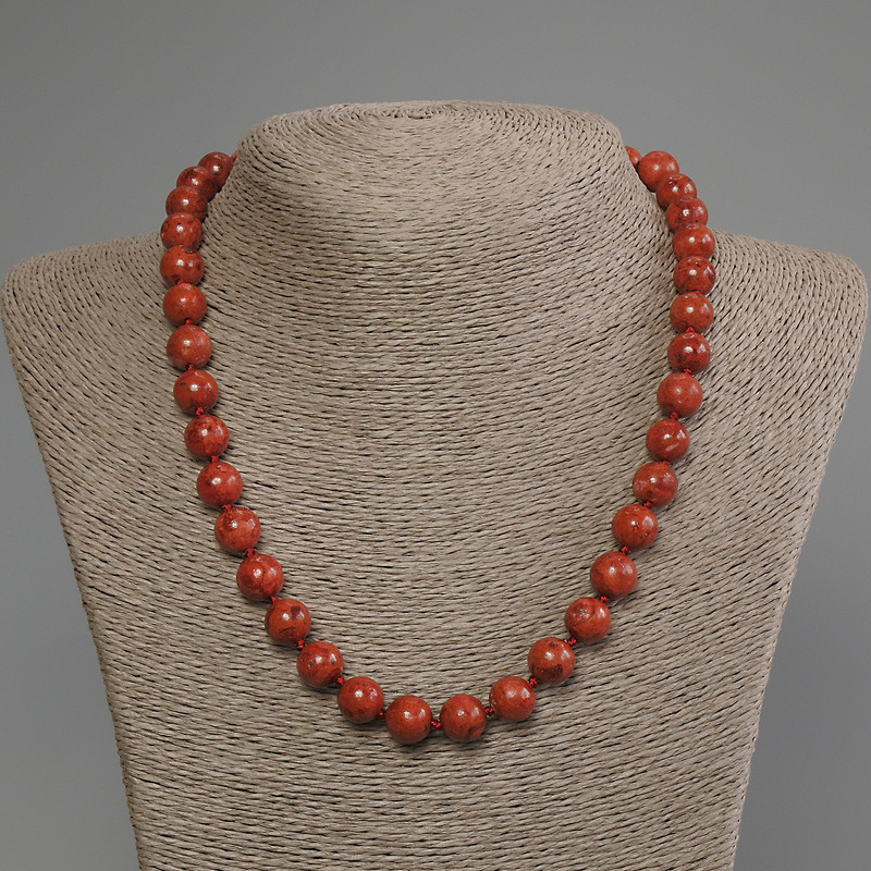 Porous coral bead necklace with smooth round beads, 10mm diameter, 50cm length ± with clasp