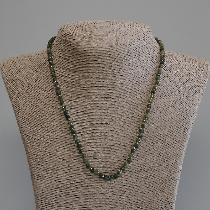 Jadeite Beads Faceted Cube, 4x4 mm, chain length 50 cm ± with clasp