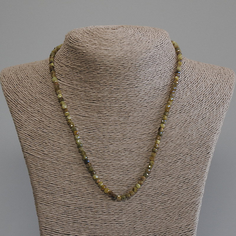 Grossular Garnet Necklace (Green Garnet) Faceted Cube 4x4mm, ~50 cm with clasp