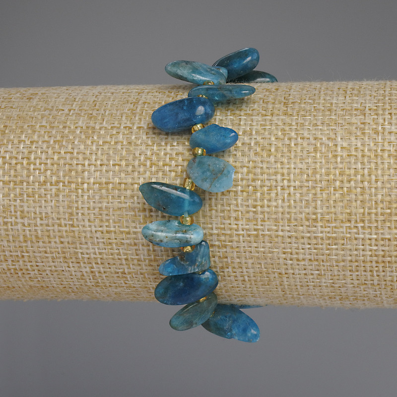 Apatite Heart-Butterfly Bracelet, 11-16×6-8 mm+- faceted beads 3 mm+-, length 18 cm+- stretch