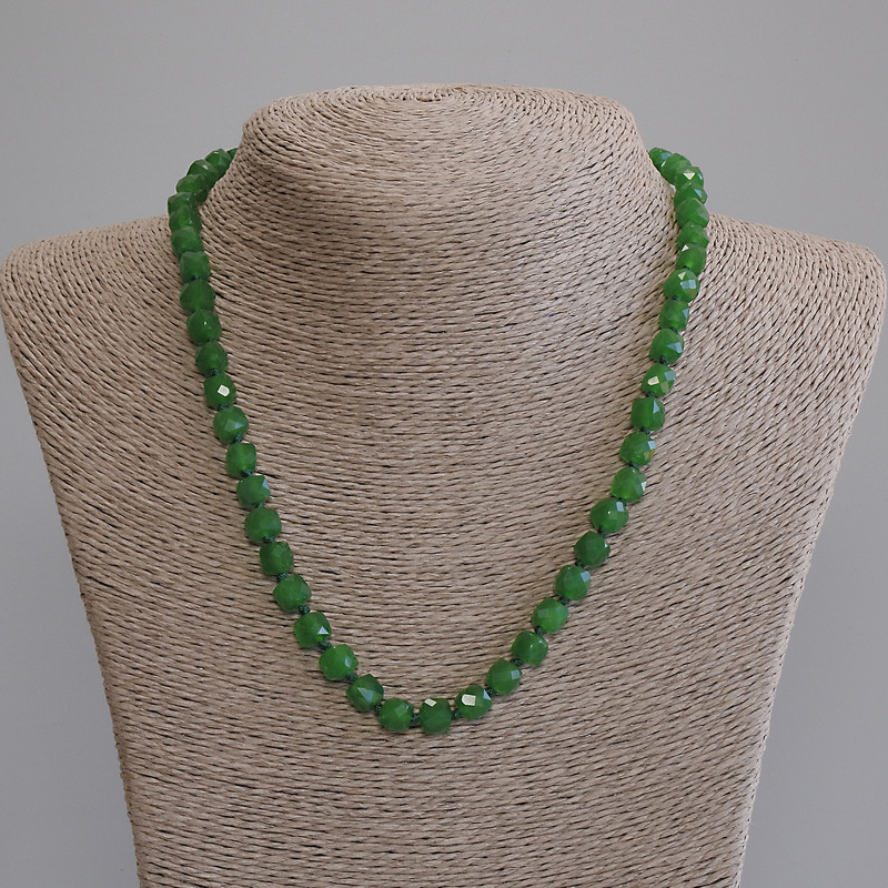 Chrysoprase Beads – faceted cube, 7mm diameter, 50cm length with clasp