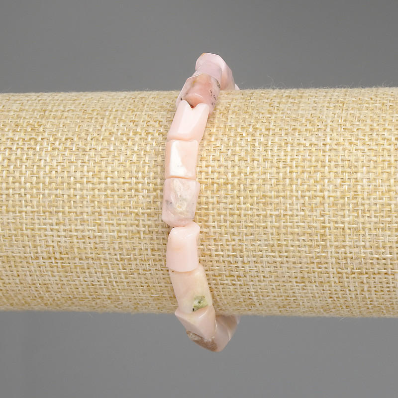 Bracelet Pink Opal Cabochon, 10-12×7-8mm, +-, diameter 18cm, stretch