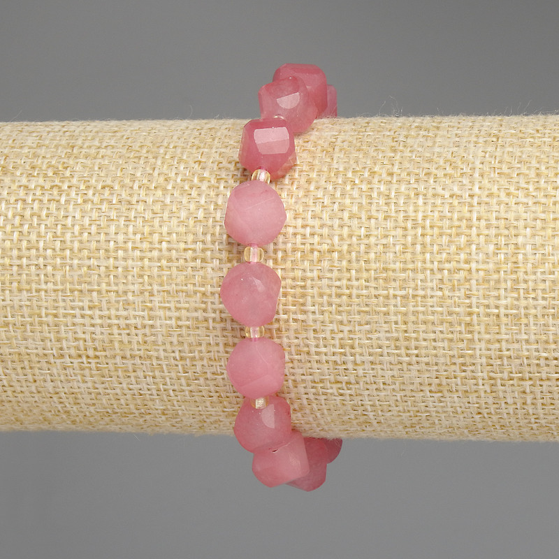 Tourmaline Bracelet with Faceted Diamond-Shaped Beads, 10x9mm approx. beads, 3mm+ seed beads, 18cm +/- length, elastic
