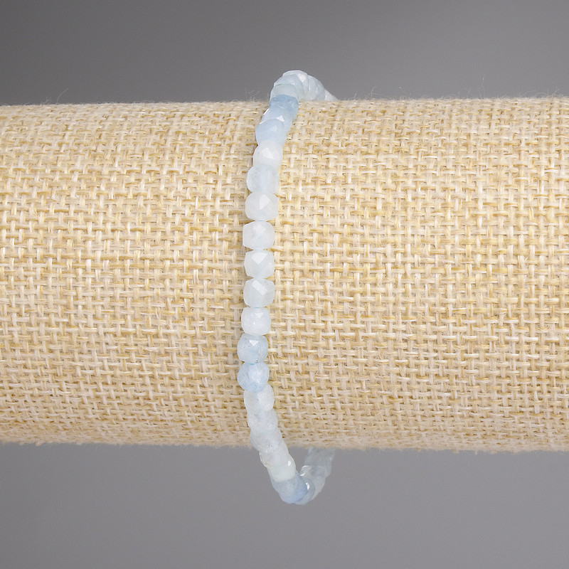 Aquamarine Faceted Cube Bracelet, 4x4mm, stretchy, 18cm adjustable
