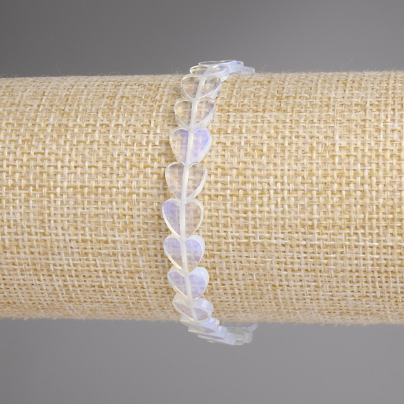 Moonstone Heart Bracelet 8mm +-, length 18cm +-, stretch
