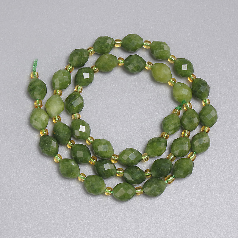 Jadeite Beads Faceted Grain 8x7mm+- Beads 3mm+-, Thread Length 38cm+-