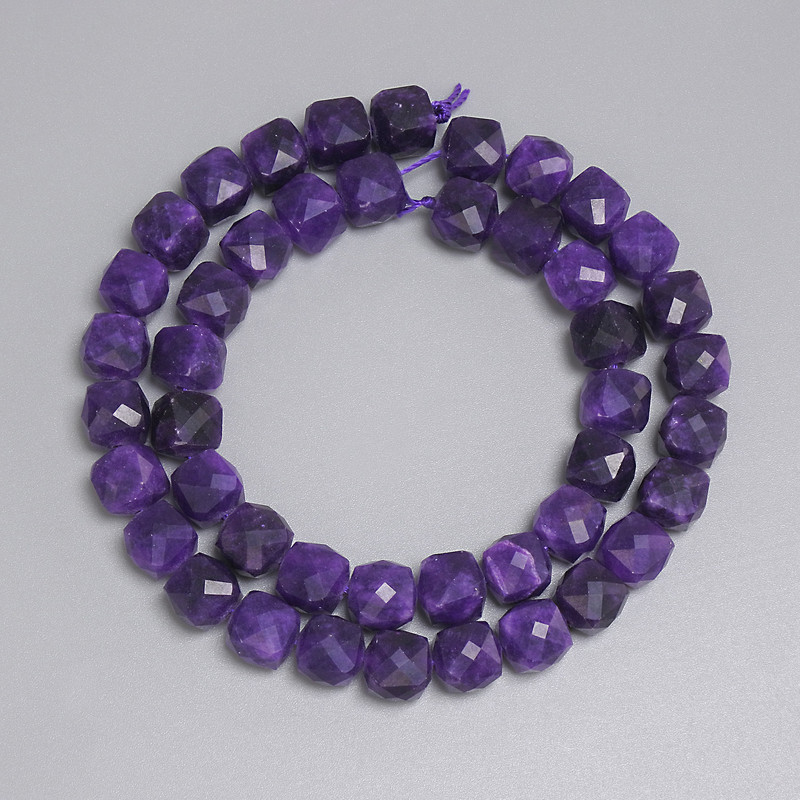 Sugilite Beads Faceted Cube 8.5x8.5mm, 37 cm string
