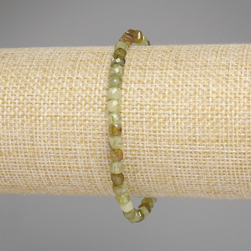 Grossular Garnet Faceted Cube Bracelet, 4x4mm, Stretch, 18cm