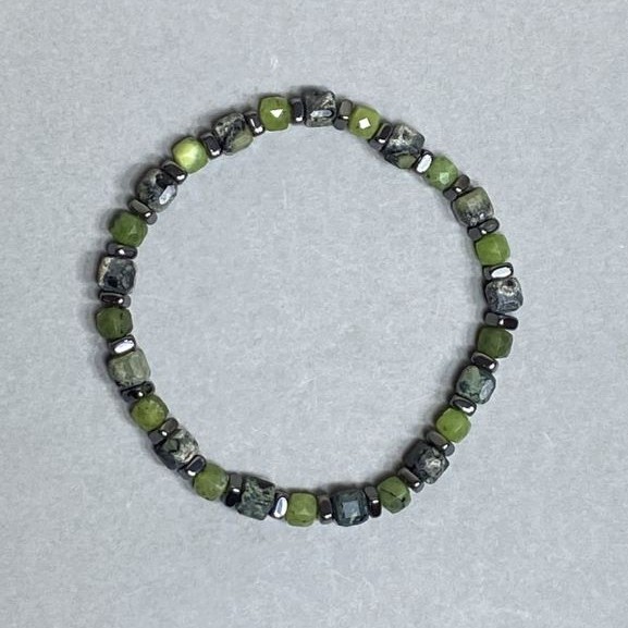 Bracelet Jadeite faceted cube 3.5mm+- Ocean Jasper 5mm+- Hematite rondelle 4x2mm+-, length 18cm stretch