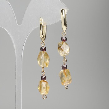 Citrine Octagonal Earrings 10-12x8mm+- Garnet Cube 4mm+-, length 62mm+-