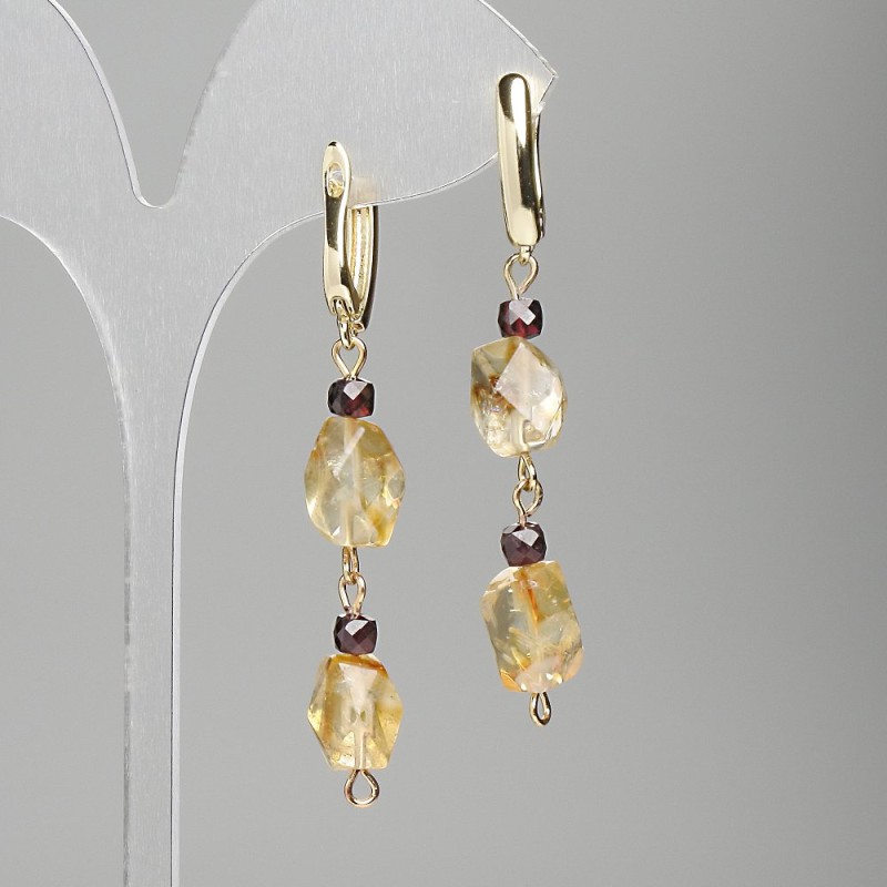 Citrine Octagonal Earrings 10-12x8mm+- Garnet Cube 4mm+-, length 62mm+-