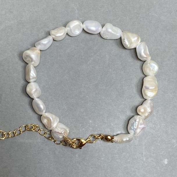 Bracelet Baroque Pearls 8-12×8-8, 5mm+-, length 18cm +5cm extender chain