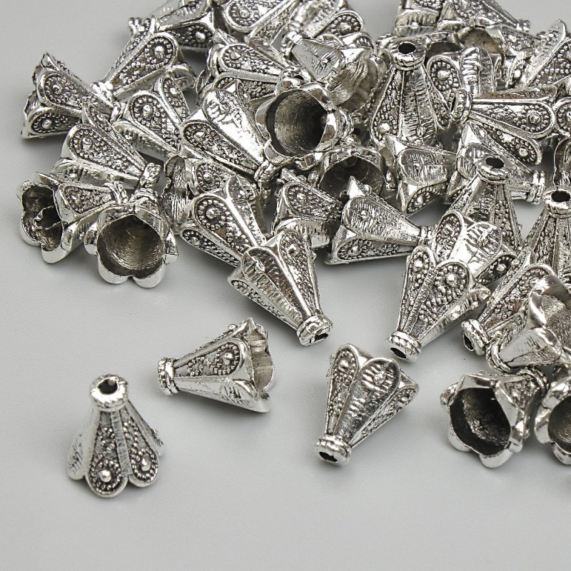 End cap hardware, diameter 8×6mm± hole, diameter 1.6mm±, silver metal color, pack 20g± (~50 pcs)