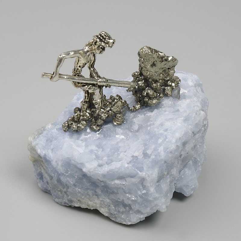 Souvenir Prospectors (various figures) natural stone Celestine 50x35mm± assorted sizes