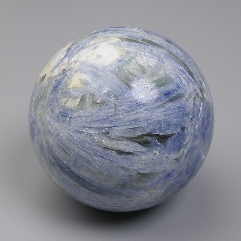 Price per 100 g! Natural stone xenotite (kinait) sphere, diameter 60mm+