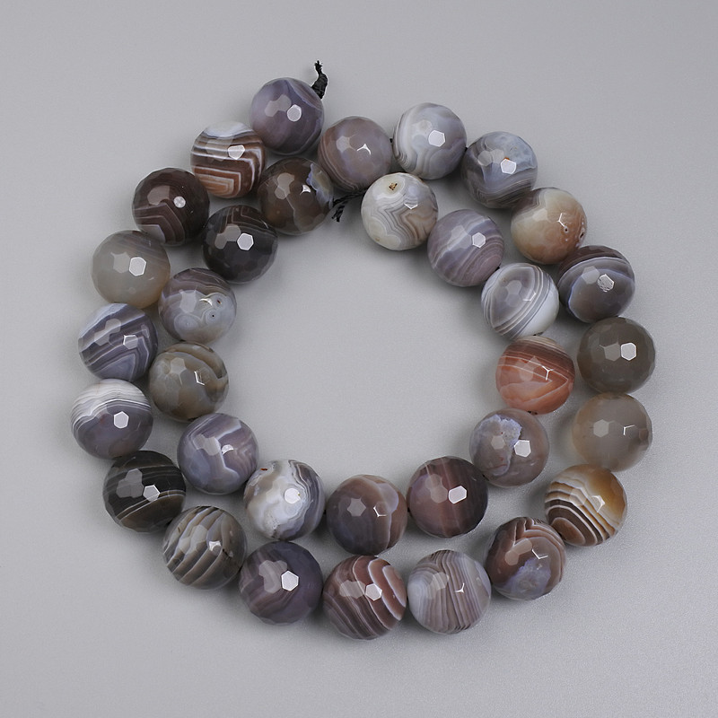 Botswana Agate Beads faceted ball 12mm± on thread, length 38cm+
