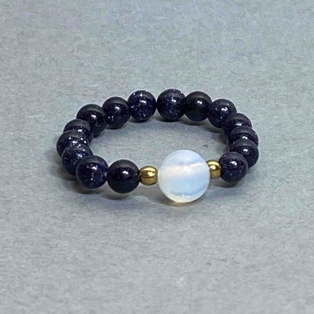 Ring 'Night of Cairo' Aventurine and Opalite Smooth Bead, diameter 4mm±, Opalite bead 5.5mm±, Hematite bead 2mm±, elastic