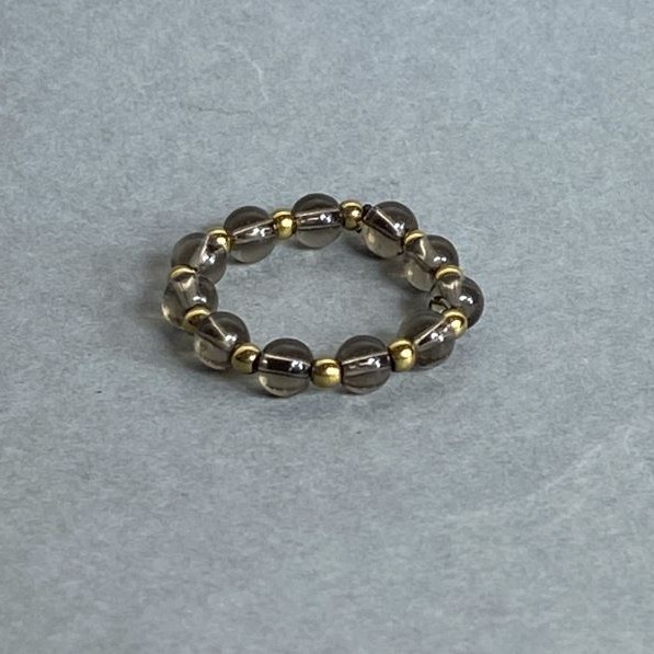 Ring, Smoky Quartz smooth bead, diameter 4mm ±, Hematite bead 2mm ±, stretch