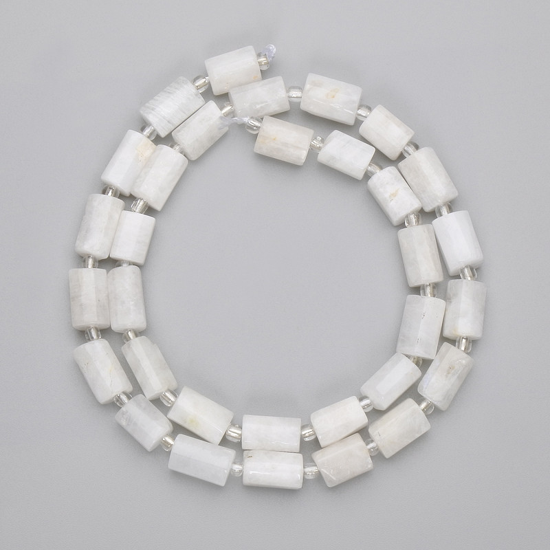 Adularia Faceted Beads on Thread, 9.5-10×6-6.5 mm, 5 mm+- seed beads+- length 40 cm+- on thread