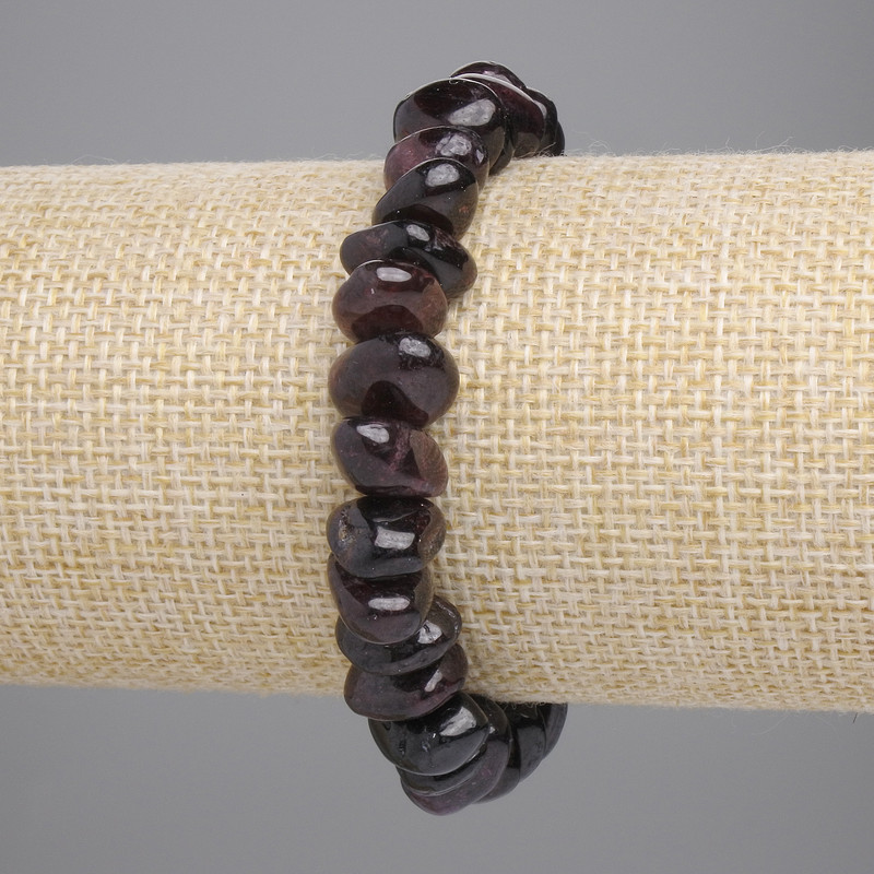 Garnet Faceted Bead Bracelet 10-13×4-6mm+-, length 18cm +-, stretch