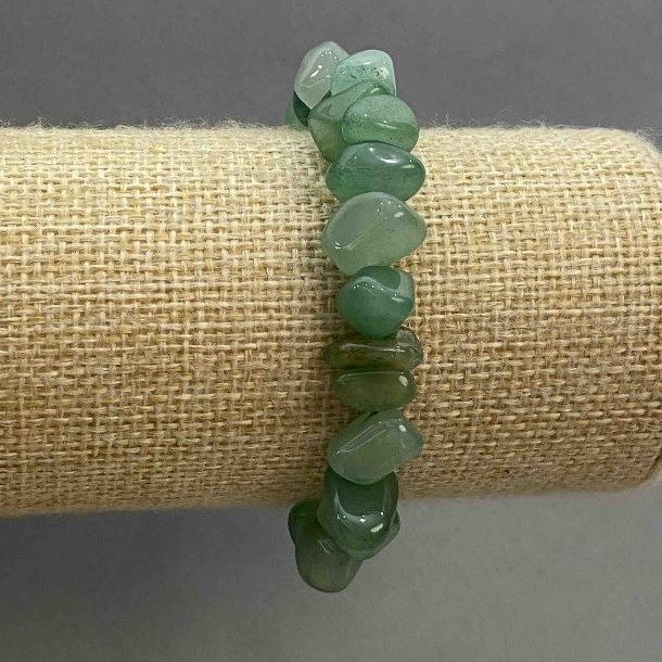 Jade Bead Bracelet 10-14×4-8mm, adjustable length 18cm+, elastic